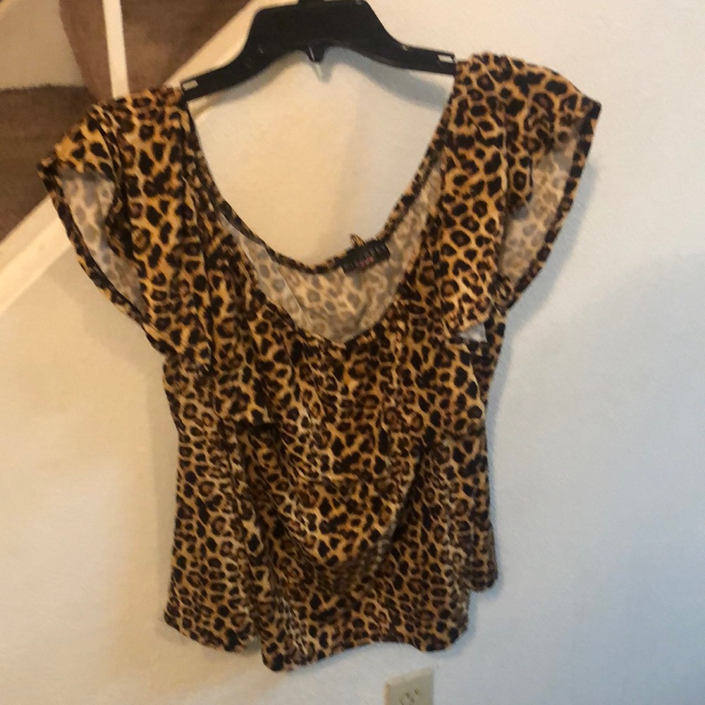 Discreet, Animal Print Off-Shoulder Blouse